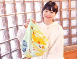 Furoshiki: Seni Membungkus Kain Tradisional Jepang yang Berkelanjutan